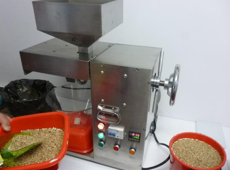 Presa de ulei universala - 220V
